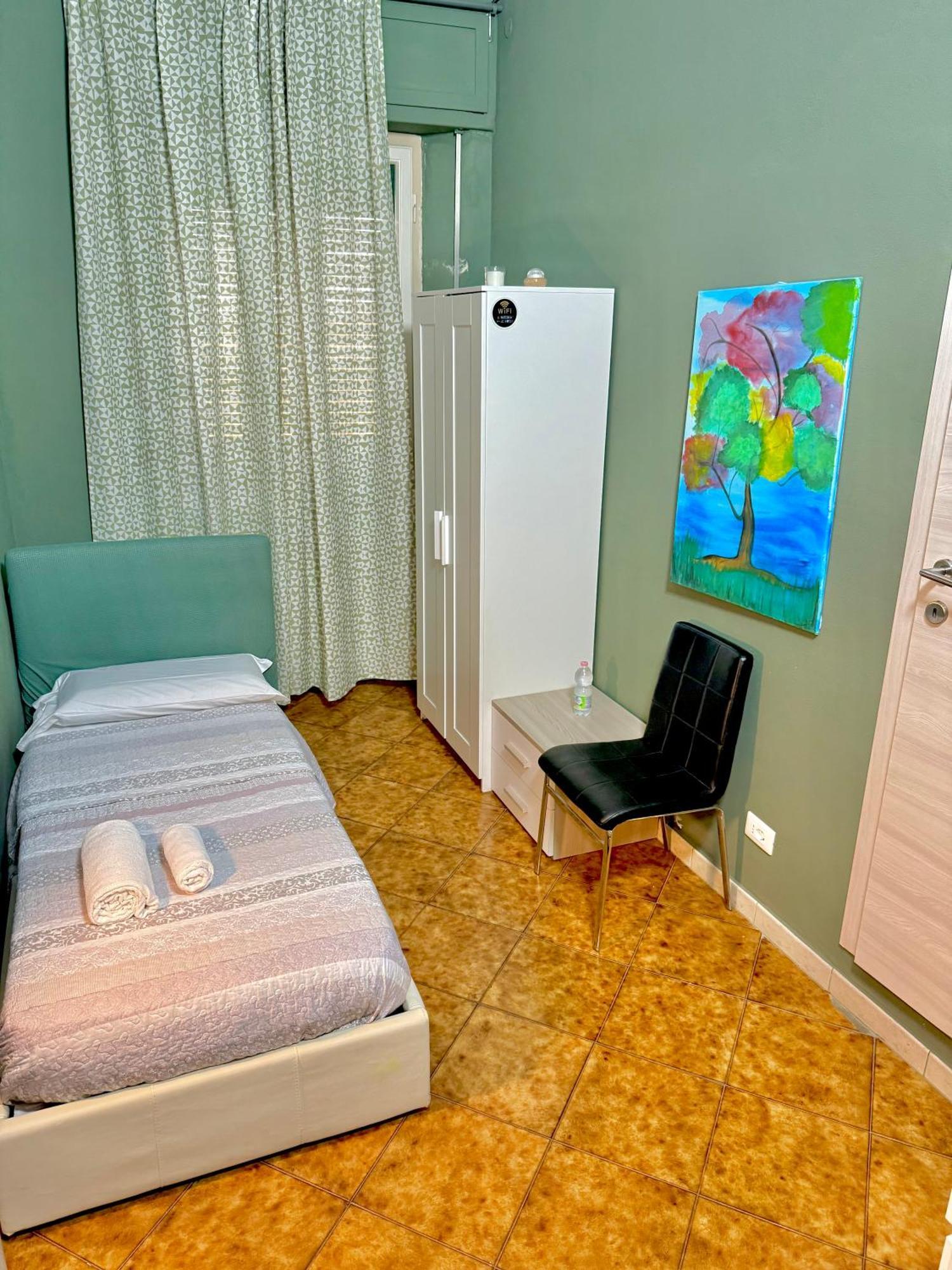 Crown Guest House Pisa Buitenkant foto
